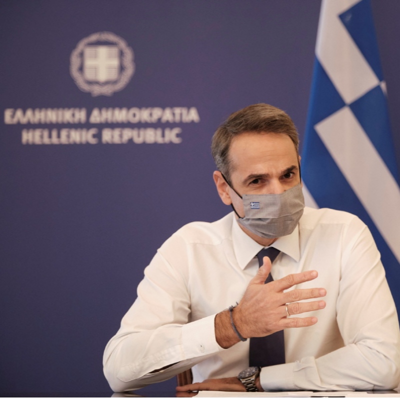 ギリシャはウイルスの急増を封じ込めるために3週間の全国的な封鎖を発表